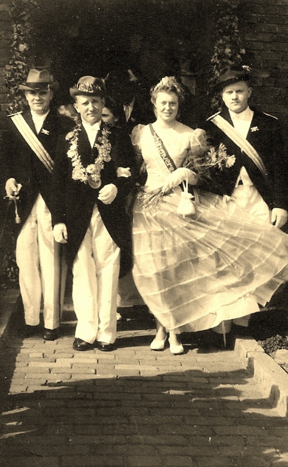 1955_56_josefmackenbergundbrunhildekettler.jpg